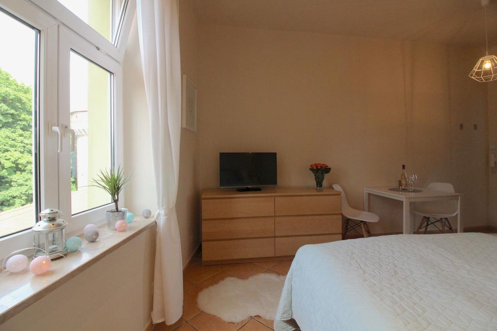 Apartment Krakow Florian Gate Pijarska Bagian luar foto